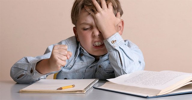 Bệnh tâm thần kinh kèm theo như rối loạn tăng động giảm chú ý (ADHD)